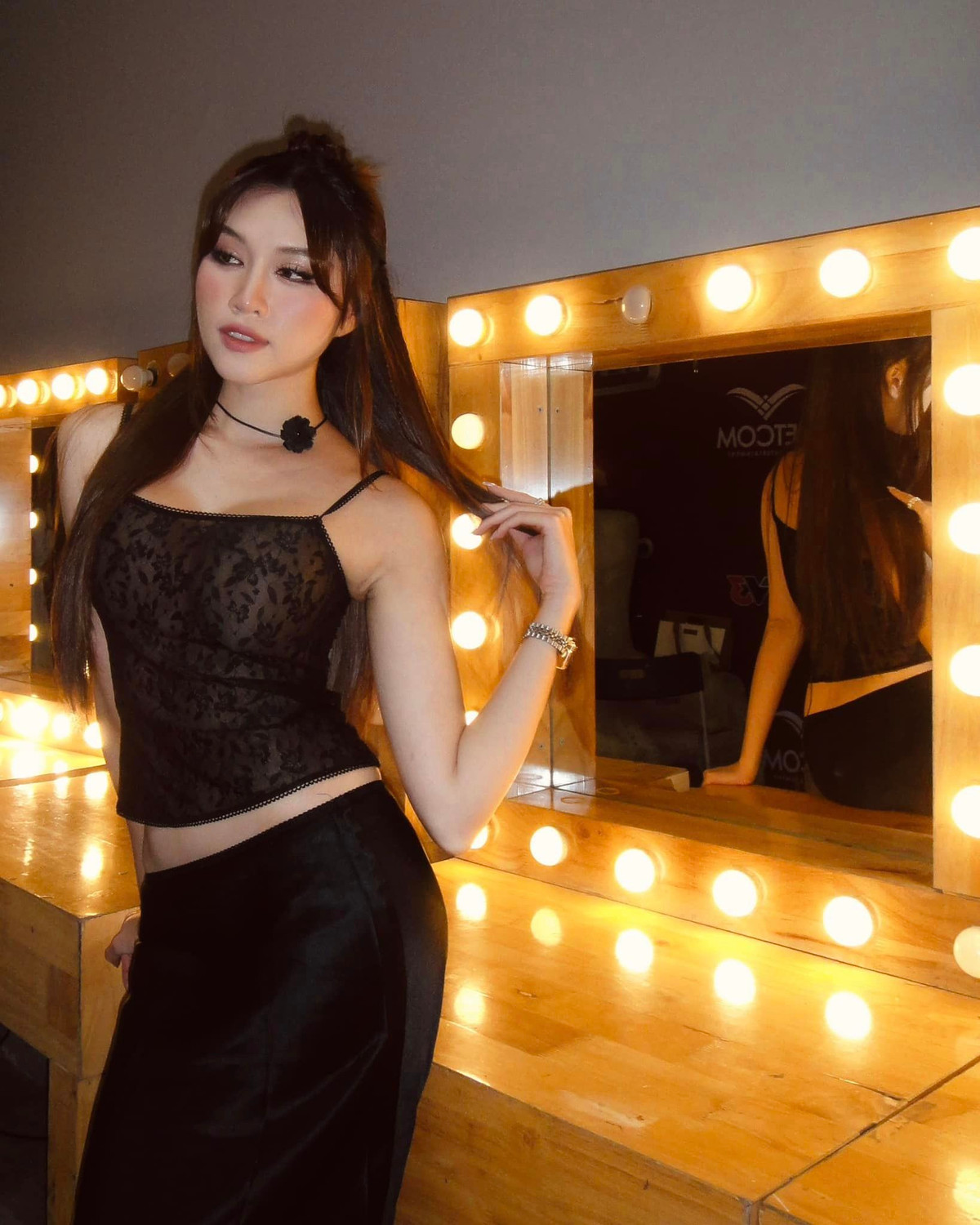 Nữ MC song ngữ Thanh Thanh Huyền cho hay: “Thực ra khi chọn PG, không chỉ phụ thuộc vào chiều cao mà còn dựa vào sự lanh lợi của bạn. Mình cứ nghĩ công việc này chỉ là đi làm thêm thôi nhưng thực sự sai. Khi các bạn làm PG, nếu các bạn đon đả, có thái độ tốt, biết tuyến đi đúng vị trí thì người tuyển dụng bạn sẽ để ý và biết để lần sau gọi tiếp”.