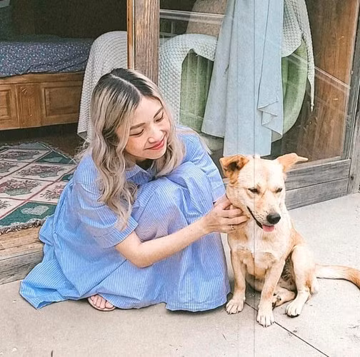 Sau khi tốt nghiệp THPT, Lan Thy dù nhận được học bổng toàn phần trị giá 280 triệu cho 4 năm theo học khối ngành Kinh tế ở Việt Nam nhưng vẫn quyết định sang Nhật du học.