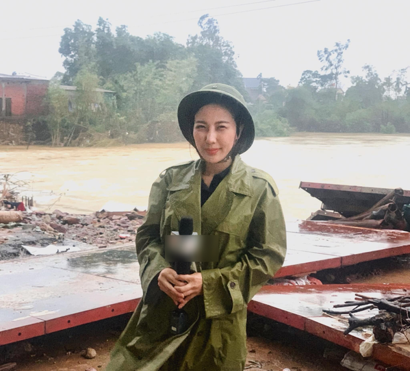 Ngoài ra, BTV Quỳnh Hoa cũng tham gia sản xuất các chương trình về môi trường, thời tiết, thiên tai với vai trò là phóng viên.