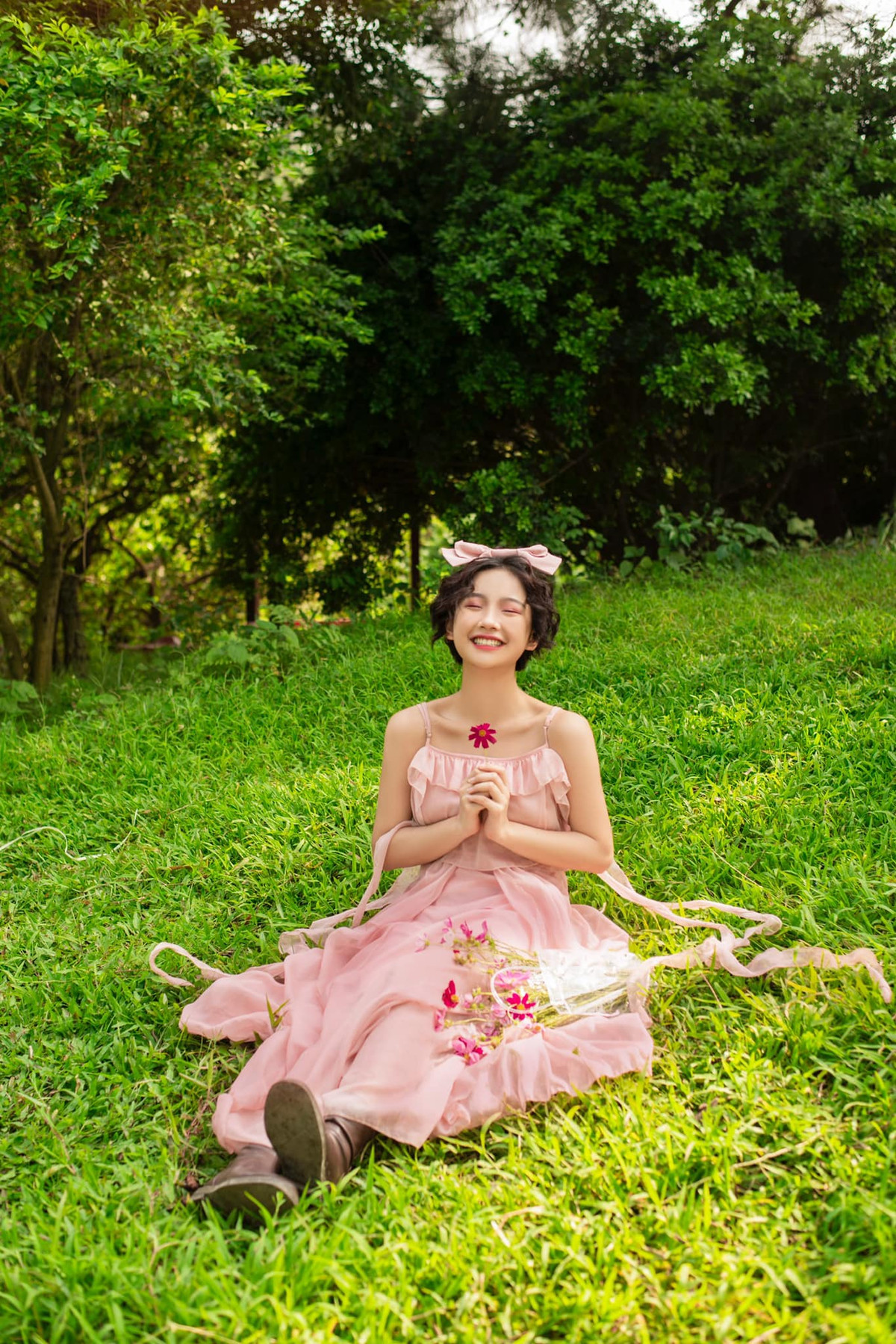 Thu Hà Ceri cho biết bản thân rất thích làm người mẫu, bởi vì cảm giác được mặc đồ đẹp và trang điểm cực xinh là điều mà cô nàng nào cũng yêu thích.