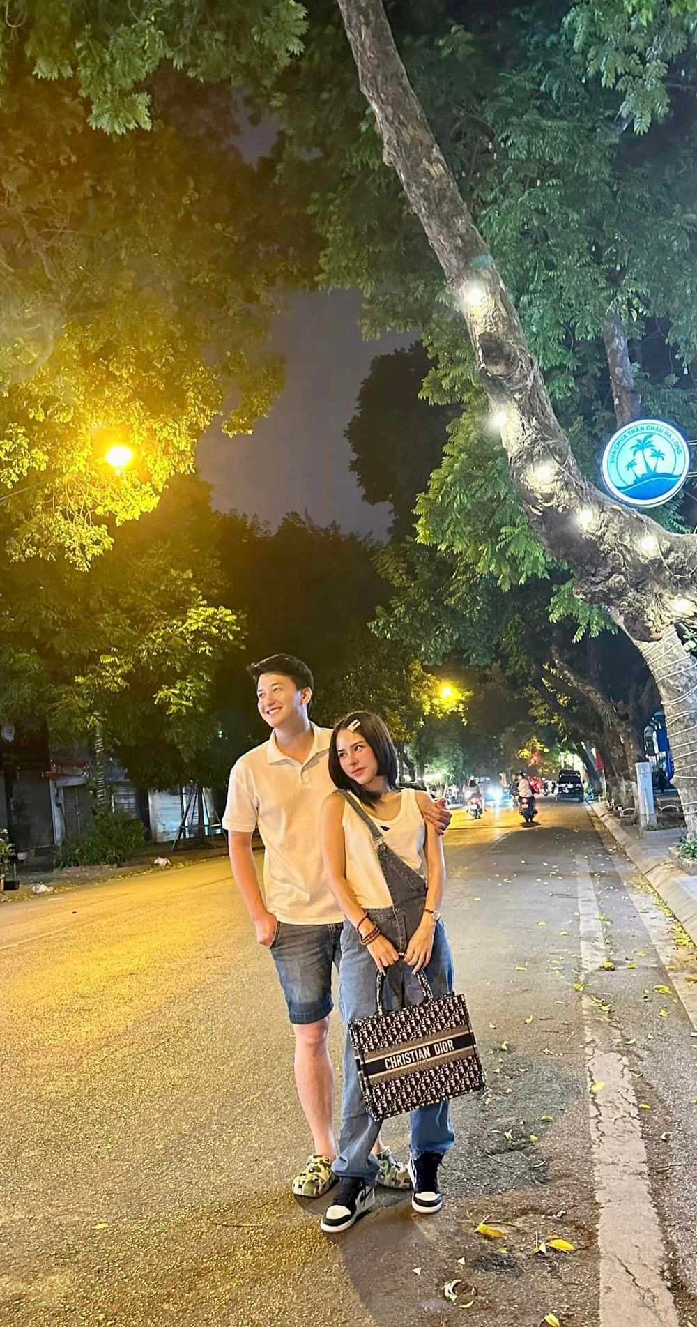 Về phía Huỳnh Anh, nam diễn viên cũng luôn ủng hộ bạn gái trong chuyện làm đẹp, chỉnh sửa nhan sắc.