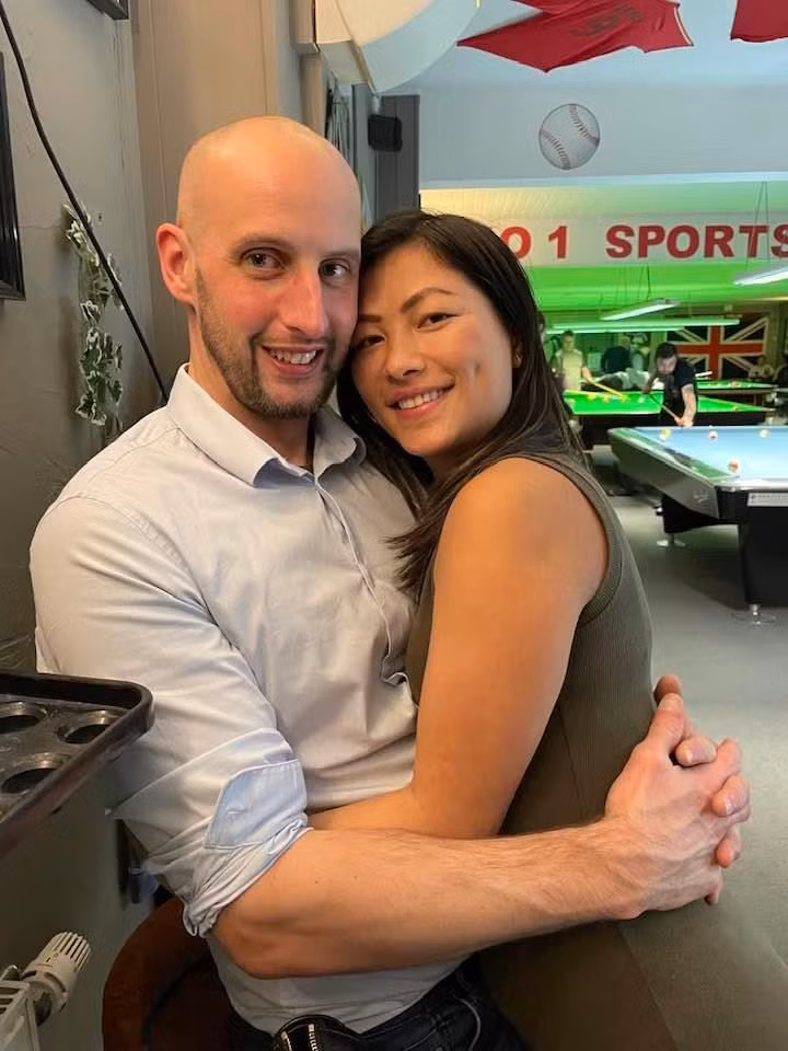 Được biết, bạn trai Lò Thị Mai và cô đã có 9 tháng hẹn hò. Anh Wim là trai độc thân chưa kết hôn, đang làm quản lý.