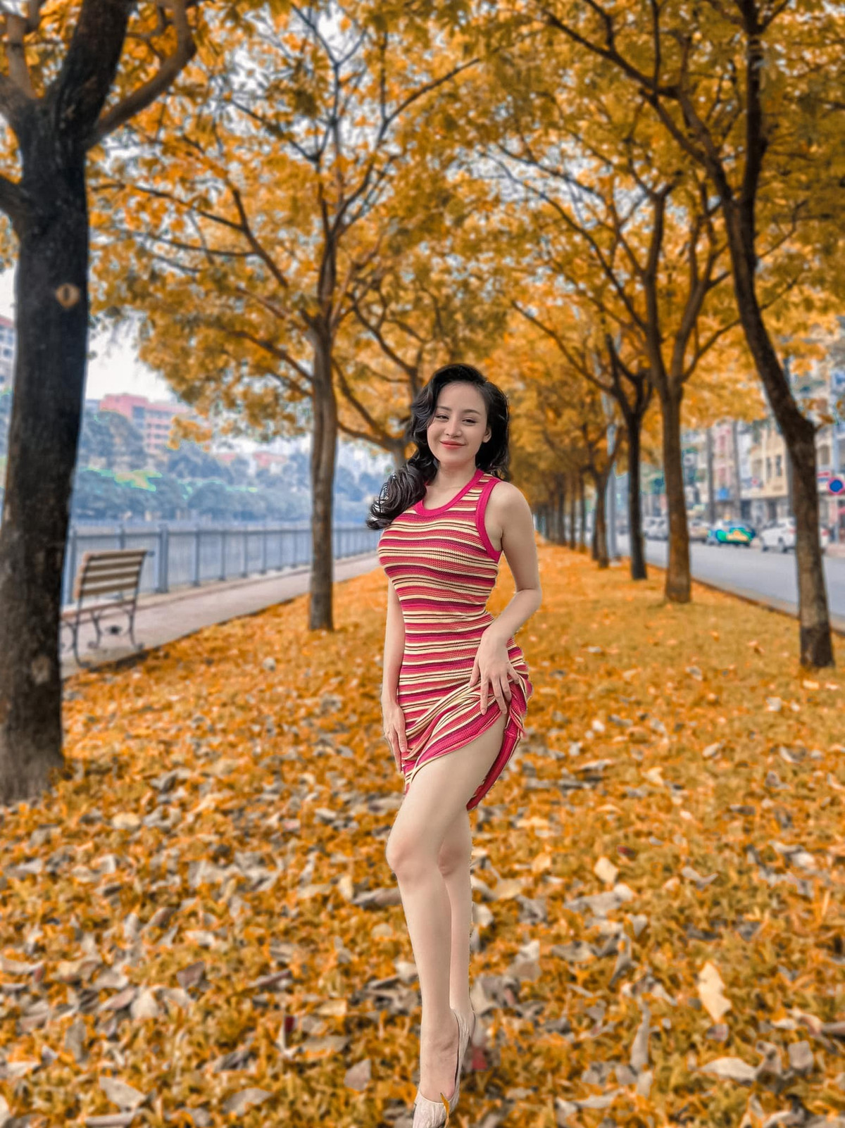 Chia sẻ với báo chí cách đây không lâu, Bà Tưng cho biết cuộc sống của cô hiện bình yên.