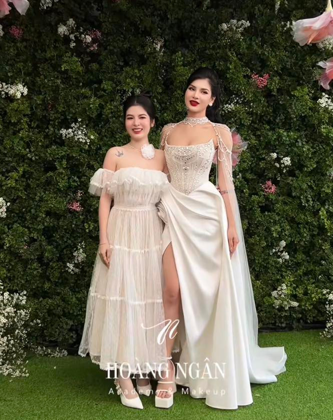 Sở hữu gương mặt hài hòa, sống mũi cao cộng thêm lối trang điểm sang trọng, quý phái, cô dâu khiến bất cứ khách mời nào cũng phải ngước nhìn.