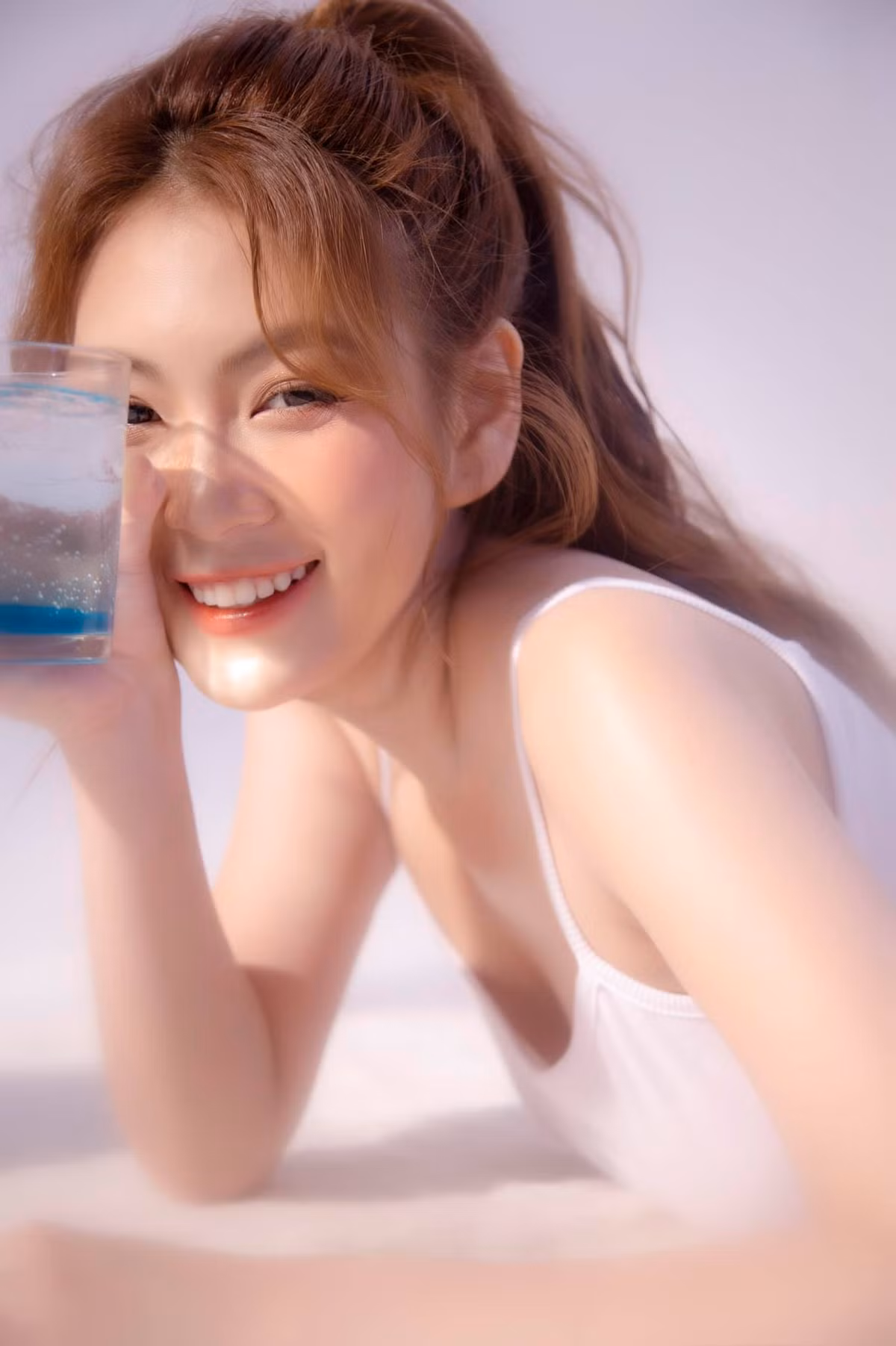 Cách đây chưa lâu, Trân Trần từng cho biết, hiện tại cô muốn cố gắng làm việc, tích cóp vốn liếng sau đó, cô sẽ chuyên tâm vào nghề dạy học.