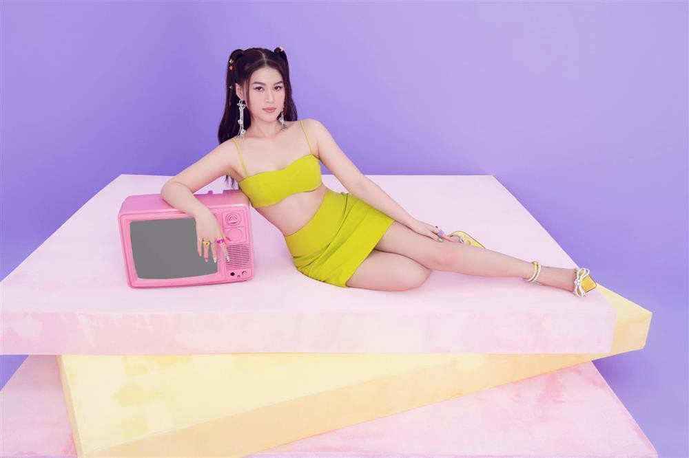 Bắt đầu từ năm 17 - 18 tuổi, Ngọc Thanh Tâm thường xuyên tham gia các cuộc thi do trường lớp tổ chức và đạt được những thành tích cao.