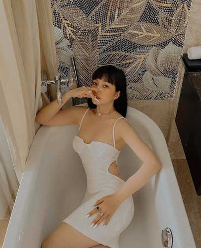 Heri Trương từng gây chú ý khi đăng ký dự thi Hoa hậu Hoàn vũ Việt Nam bởi cô có thân hình săn chắc, 3 vòng cân đối và vẻ đẹp khoẻ khoắn... phù hợp với tiêu chí cuộc thi. Cô có số đo 3 vòng: 84-60-94 (cm).