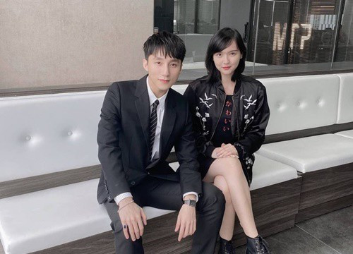 Hải Tú từng là cái tên được săn đón sau khi trở thành "nàng thơ" của ca sĩ Sơn Tùng. Cô là nghệ sĩ nữ duy nhất trong công ty do nam ca sĩ thành lập, tham gia đóng MV và được ưu ái hết mực.