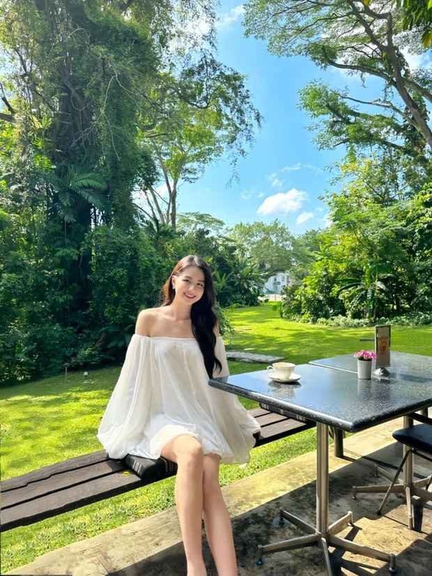 Theo tìm hiểu cô dâu Minh Phụng (sinh năm 1997), đang là người mẫu ảnh tự do.