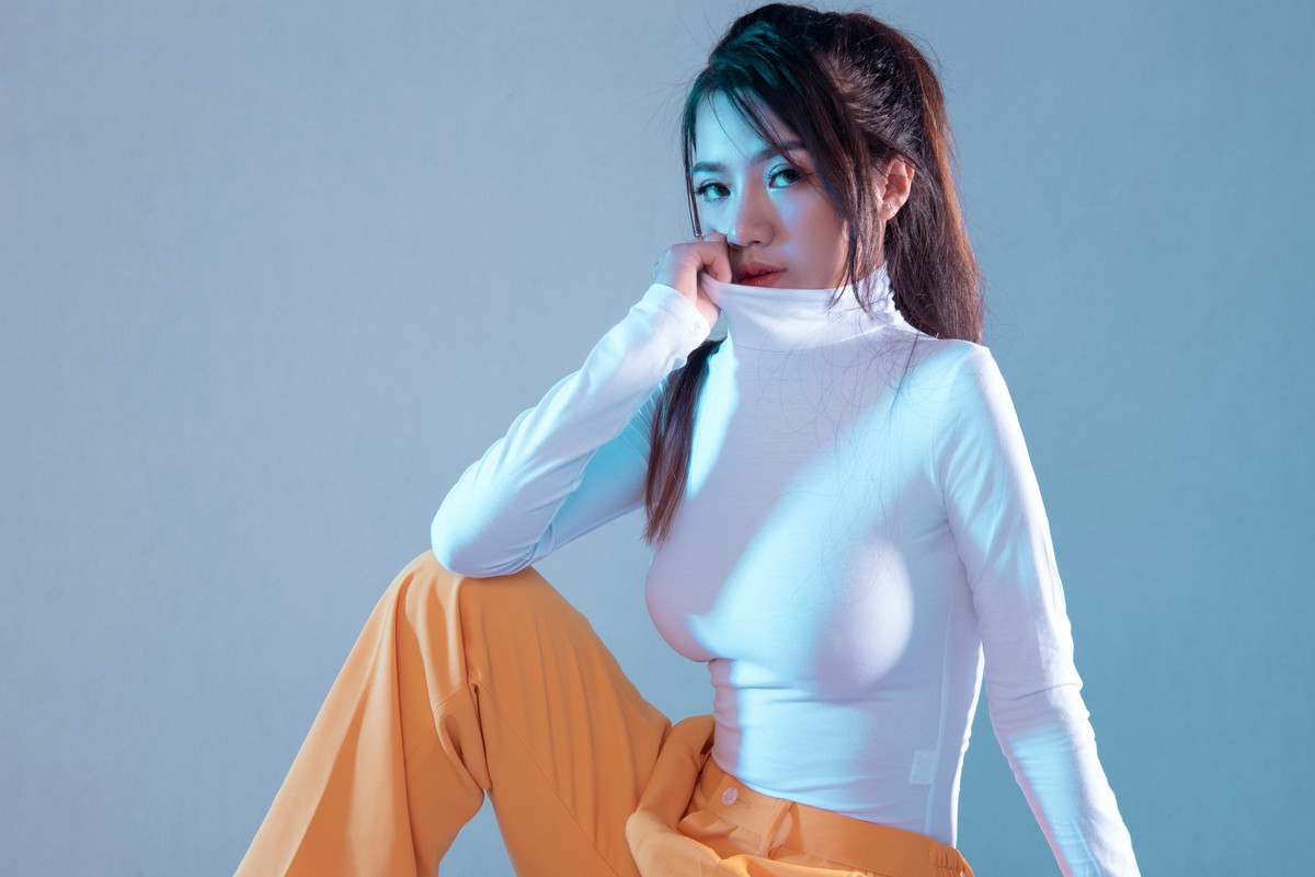 Sau 2 năm gây bão, hiện tại Dumy Ngô vẫn nhận được sự quan tâm lớn từ cộng đồng mạng. Luôn làm mới hình ảnh chính là bí quyết giúp gái xinh này chiếm trọn tình cảm từ phía mọi người.