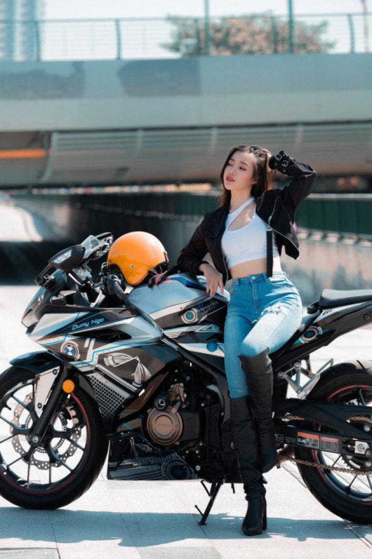 Với nhan sắc xinh đẹp cùng tính cách năng động, hiện tại Dumy Ngô đang là mẫu ảnh đồng thời thử sức với lĩnh vực kinh doanh.