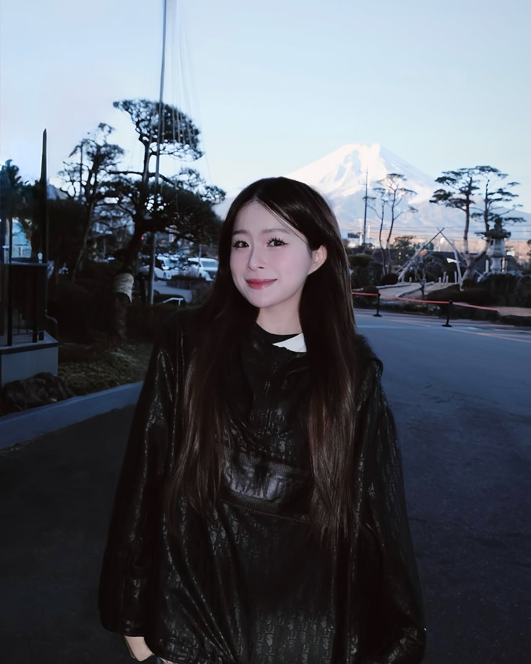 Chia sẻ về màn "lột xác" này, Chao từng viết: "Chao đang dần yêu bản thân và tự tin với cơ thể của mình thôi. Confidence looks good on you (tạm dịch: Bạn đẹp nhất khi bạn tự tin) nên hãy cứ mặc những gì các bạn thích và làm các bạn tự tin nhé".