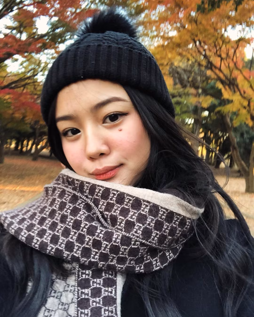 Nhìn hình ảnh tràn đầy năng lượng của cô, fan Việt lập tức gọi tên Bà Tưng.