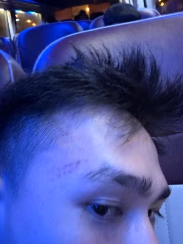 Về phía hậu vệ Đoàn Văn Hậu, cầu thủ này thi đấu nỗ lực và không ngại các pha va chạm quyết liệt trong ngày tái ngộ các đồng đội cũ.