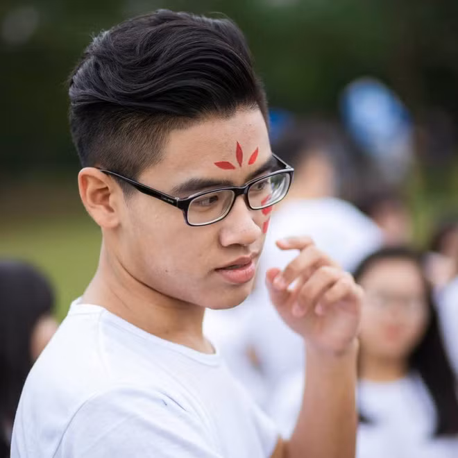 Dù không giành được Quán quân Rap Việt nhưng GDucky để lại trong lòng khán giả bằng những câu rap cực chất lượng và ý nghĩa.