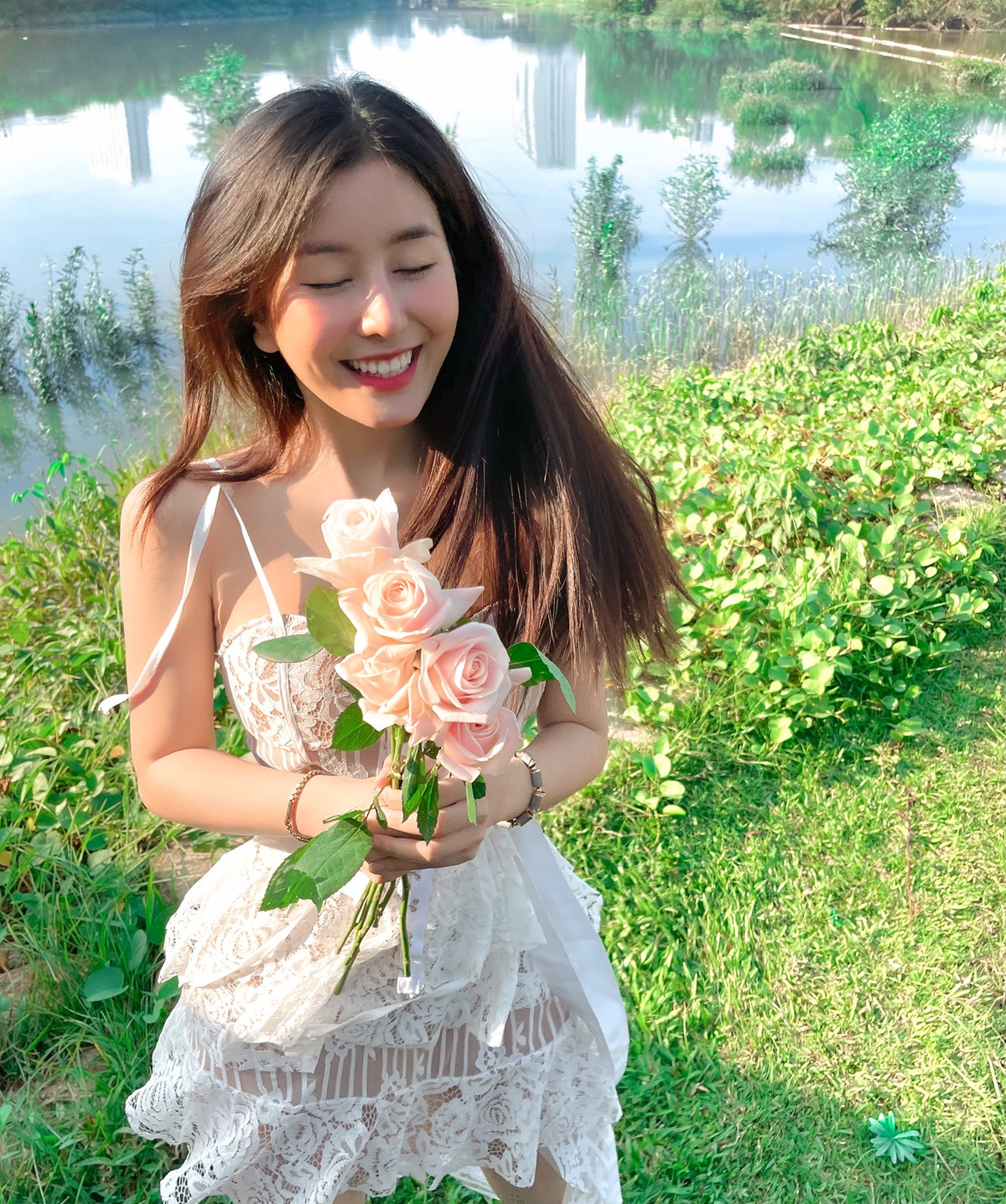 Vào đại học, Võ Ngọc Trân ngày càng quyến rũ và táo bạo hơn.