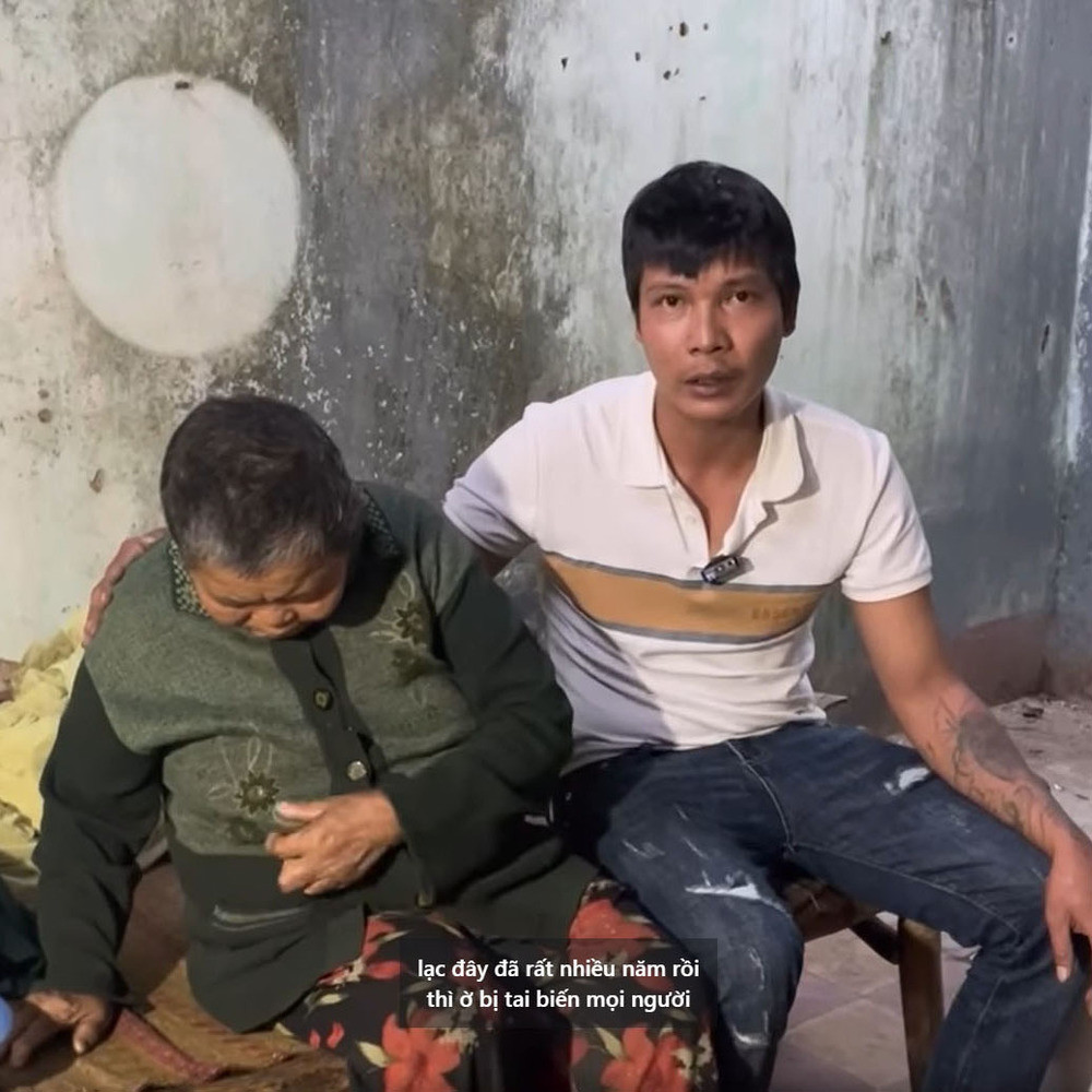 Trước đó, khi nữ du học sinh Đ.T.T. (nạn nhân trong sự cố xảy ra tại Itaewon) được đưa về nước, anh cũng đã đến tận nhà để tiễn biệt. Đồng thời gửi tặng 2 triệu đồng tiền nhang thay cho lời động viên, an ủi đến gia đình cô gái trẻ.