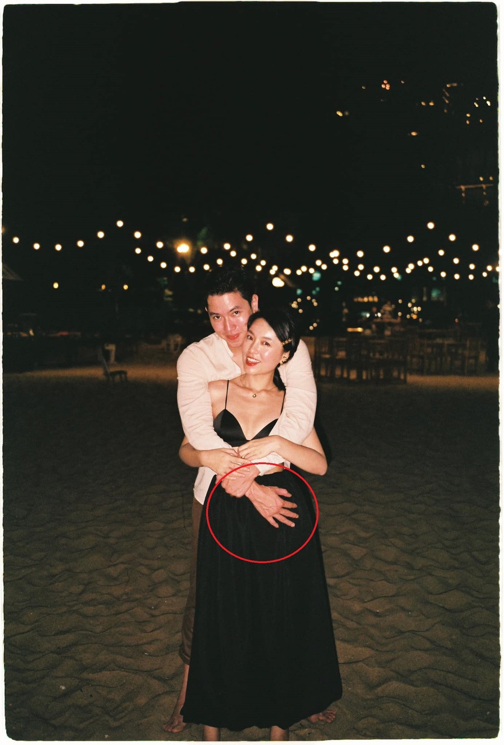 Ngay từ khi mới vào nghề, nữ blogger từng tiết lộ thu nhập của cô đã rơi vào khoảng 80 - 200 triệu đồng/tháng. Hiện tại, sau nhiều năm lăn lộn trong nghề cô nàng đã trở thành gương mặt KOL quen thuộc của nhiều nhãn hàng nổi tiếng.