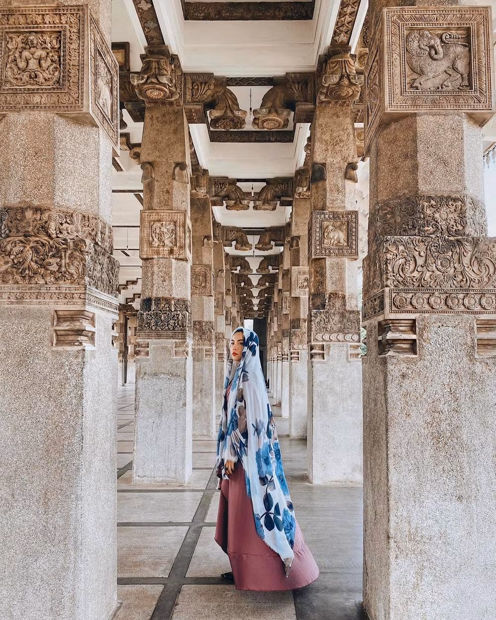 Hà Trúc và Quang Đạt bắt đầu lộ hint hẹn hò từ tháng 10/2019, nhưng tới tháng 1/2020 cả hai mới chính thức xác nhận ở bên nhau. Từ khi công khai hẹn hò, cặp đôi thường xuyên chia sẻ những khoảnh khắc ngọt ngào trên trang cá nhân.