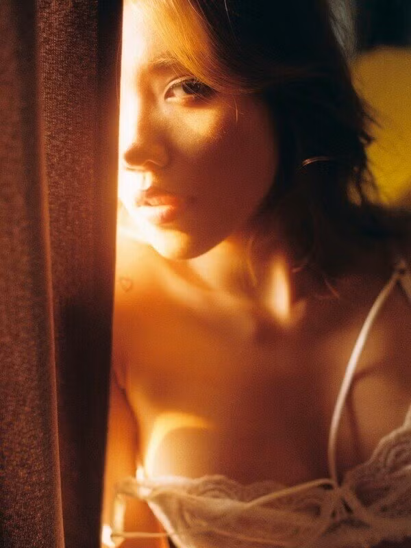 Ban đầu, mối quan hệ giữa Haley và Louis không hề suôn sẻ.