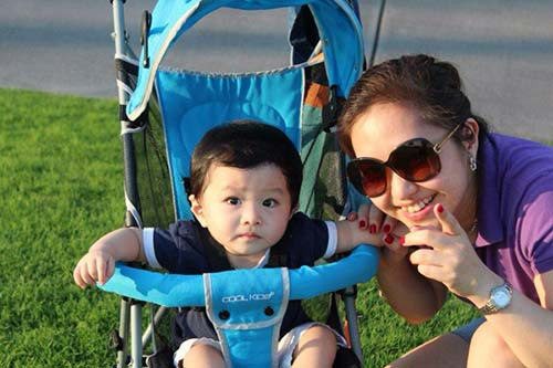 Là mẹ của 4 con và sắp bước sang tuổi 40 nhưng Lưu Hà luôn nhận được nhiều lời khen ngợi của bạn bè, đồng nghiệp cũ bởi nhan sắc trẻ trung, ăn gian tuổi.