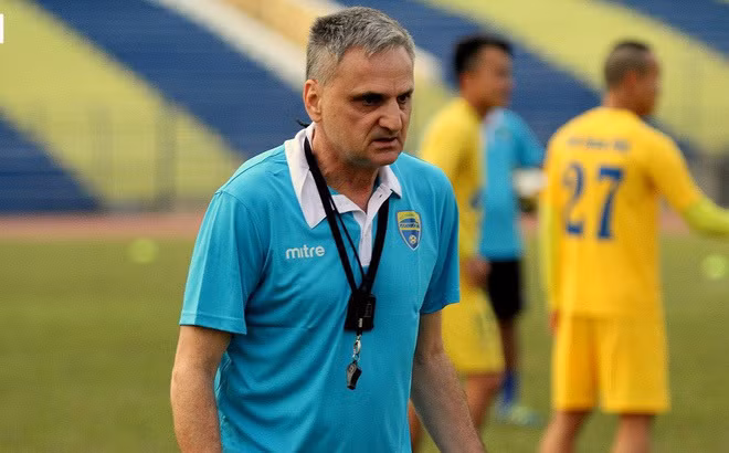 Soi thanh tich ca nhan cua cac HLV ngoai o Vleague-Hinh-3