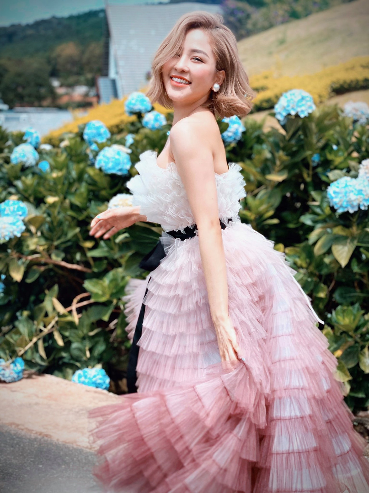 Ở hiện tại, Trâm Anh đã trở về cuộc sống thường nhật, cô nàng thường xuyên đăng tải hình ảnh lạc quan yêu đời cùng những dòng trạng thái đậm chất triết lí nhằm động viên tinh thần bản thân.