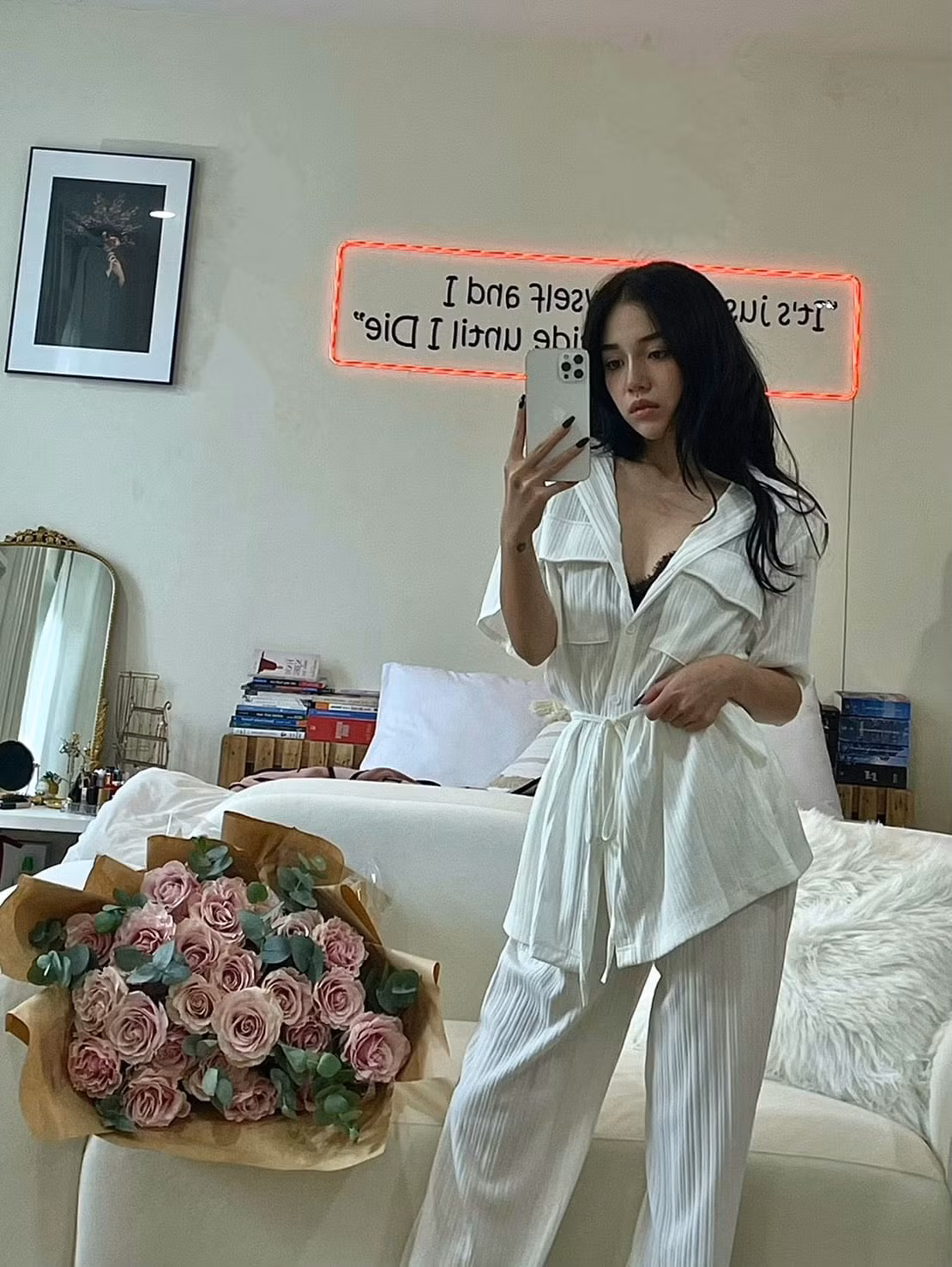 Vốn là một người chăm chút vẻ bề ngoài, nên những gì mà Linh Ngọc Đàm chia sẻ cũng nhận được sự ủng hộ của fan.