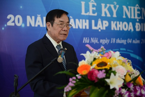 Khoa Dien - Co dien tu DH Phuong Dong ky niem 20 nam thanh lap