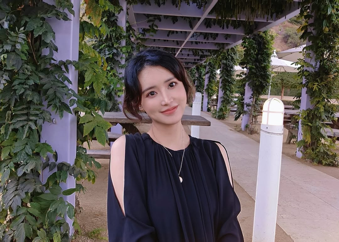 Streamer trong suy nghĩ của nhiều người vốn là công việc khá nhẹ nhàng, thậm chí còn dễ trở nên nổi tiếng và có thu nhập tốt. Tuy nhiên, đây cũng là nghề gặp không ít thị phi.