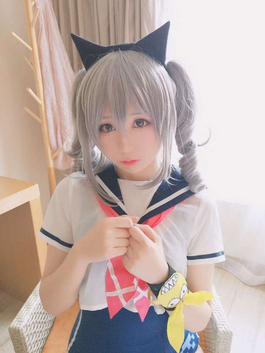 Với tài khoản Weibo, Jun Zi Wang hiện đang có tới 600.000 lượt theo dõi, trong khi con số tương tự trên Instagram cũng ở mức 300.000 - những thông số cho thấy tầm ảnh hưởng cũng không hề thua kém ai của nàng streamer.