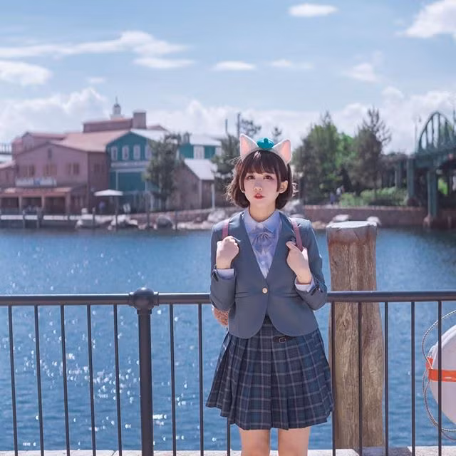 Dù thiên biến vạn hóa như thế nào, nhưng cô nàng streamer Jun Zi Wang vẫn luôn được ủng hộ nhiệt tình.