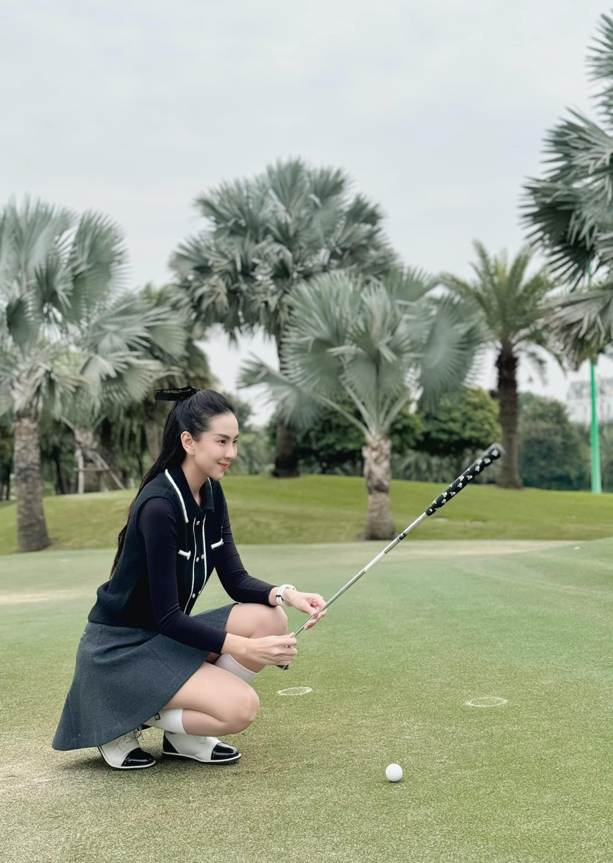 Vóc dáng nuột nà của MC Mai Ngọc ở tuổi 34 là điều khiến nhiều người phải ao ước.