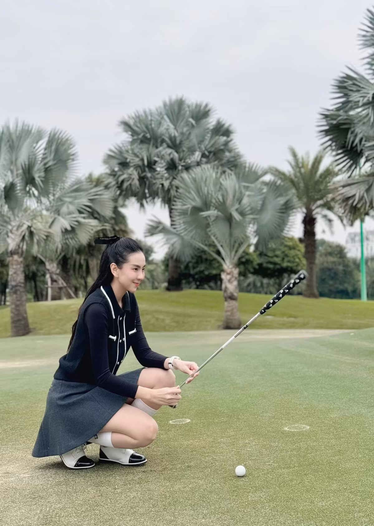 Vóc dáng nuột nà của MC Mai Ngọc ở tuổi 34 là điều khiến nhiều người phải ao ước.