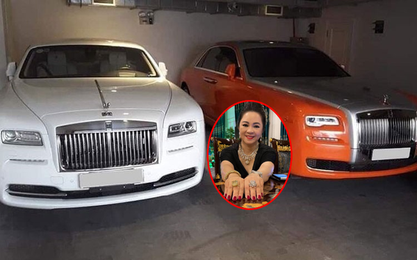 Nhìn bộ đôi Rolls-Royce trong gara tư dinh nhà bà Phương Hằng mà ai cũng phải thèm thuồng bởi nó là cả một gia tài mà có mơ nhiều người cũng không dám nghĩ tới sở hữu khối tài sản như vậy.