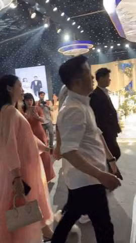 Dù tăng cân khi mang bầu, Doãn Hải My vẫn sở hữu diện mạo xinh đẹp.