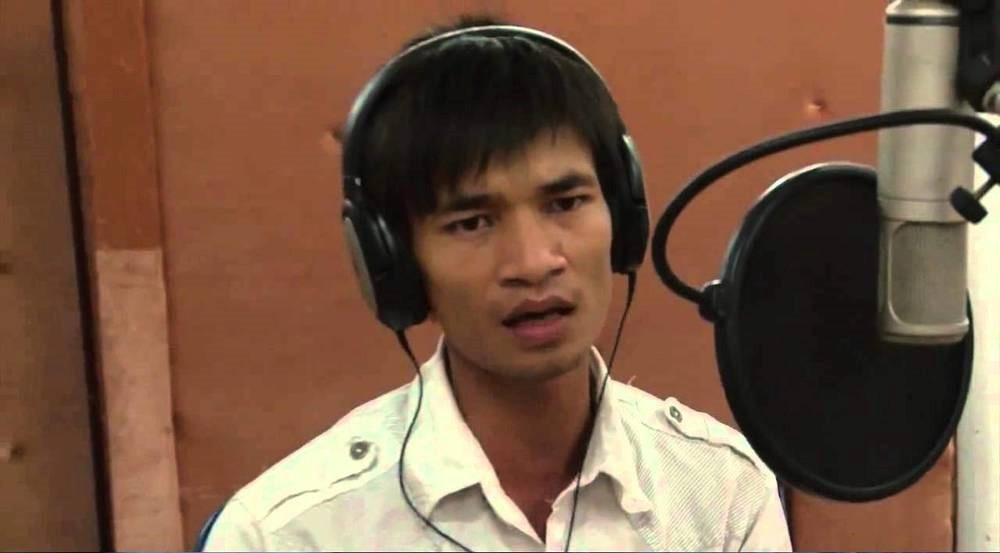 Sau thời gian "làm mưa làm gió", hiện tượng mạng Lệ Rơi bất ngờ ở ẩn một khoảng thời gian dài. Nhiều năm qua, những thông tin về anh chàng rất ít khi được đăng tải.