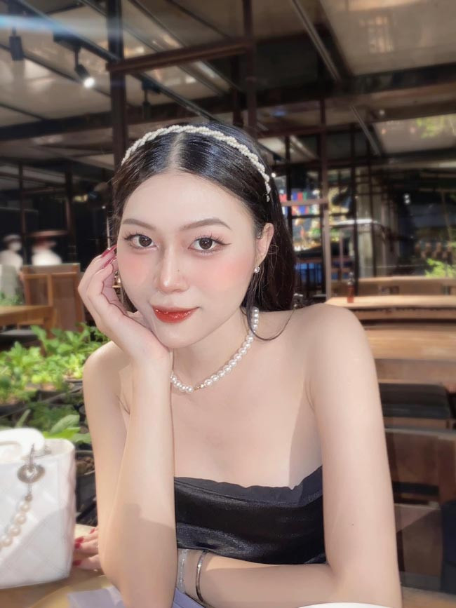 Khánh An nhận ra mình khác biệt từ nhỏ khi luôn thích chơi những trò chơi của con gái.