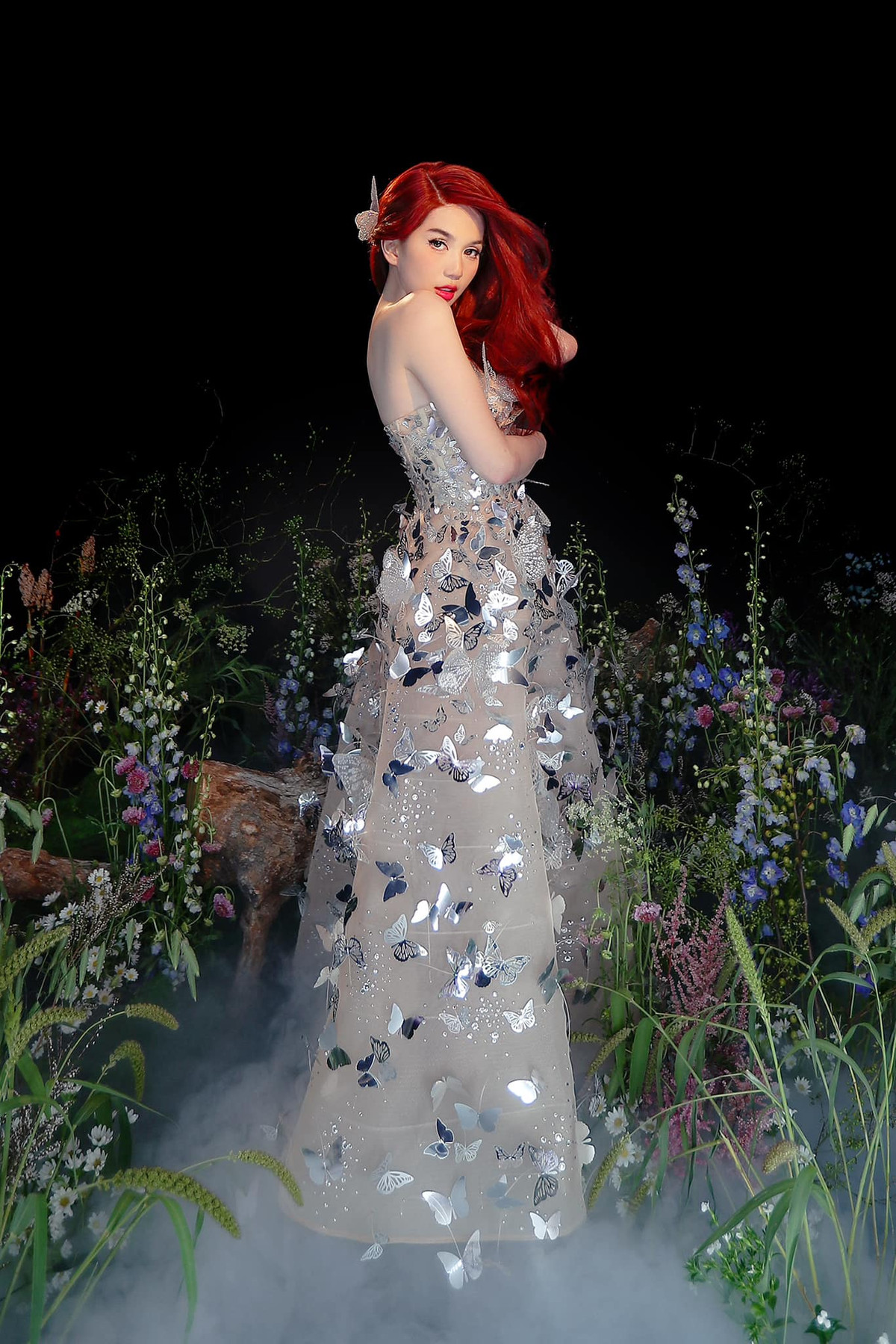 Không chỉ riêng về cân nặng hay vóc dáng, sự thay đổi thất thường của Ngọc Trinh còn diễn ra ở phong cách thời trang của cô.