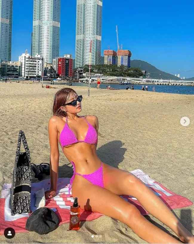 Yunada rất đầu tư vào các bài tập cho vòng 3 nở nang.