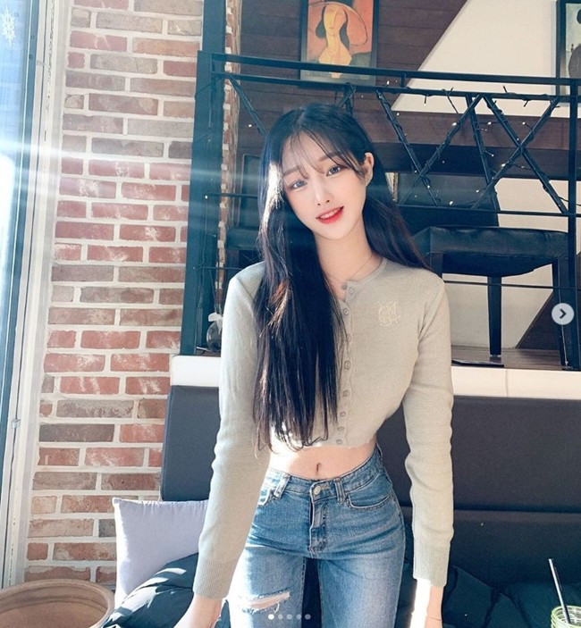 Woo Han Kyung là tín đồ của café. Cô thường uống Americano, loại café rất ít calo và khá phổ biến tại Hàn Quốc.