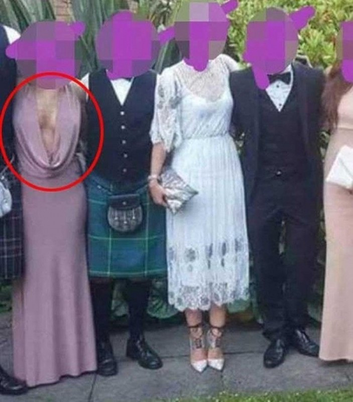 Đúng là mỗi người sẽ có một phong cách ăn mặc riêng, tuy nhiên khi xuất hiện ở những sự kiện quan trọng như đám cưới, hoặc nơi công cộng đông người thì chúng ta cũng nên tiết chế cho phù hợp.