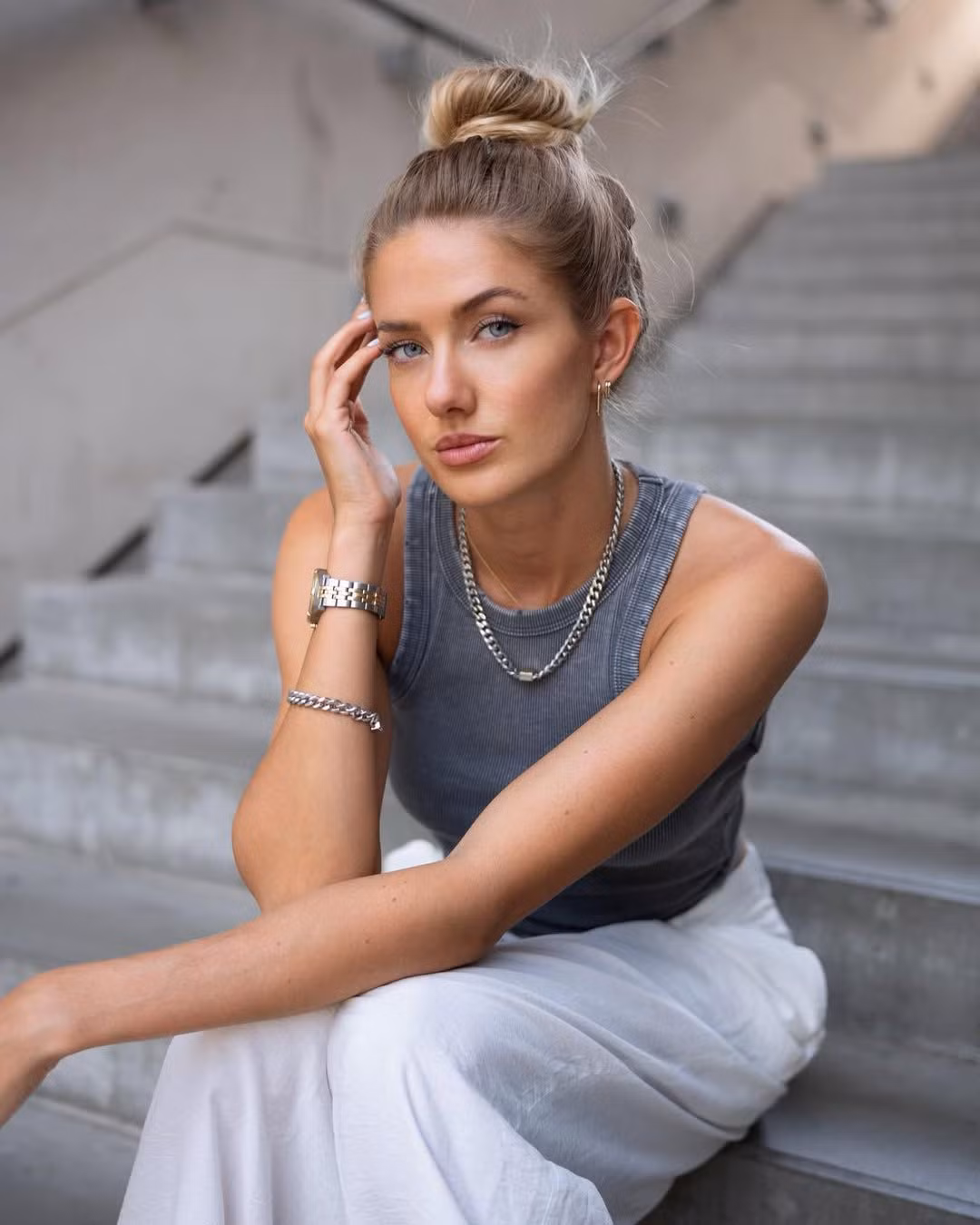 Luna Bulmahn, người bị chính Schmidt thay thế ở tuyển điền kinh Đức, đăng tải trạng thái bức xúc lên trang cá nhân.