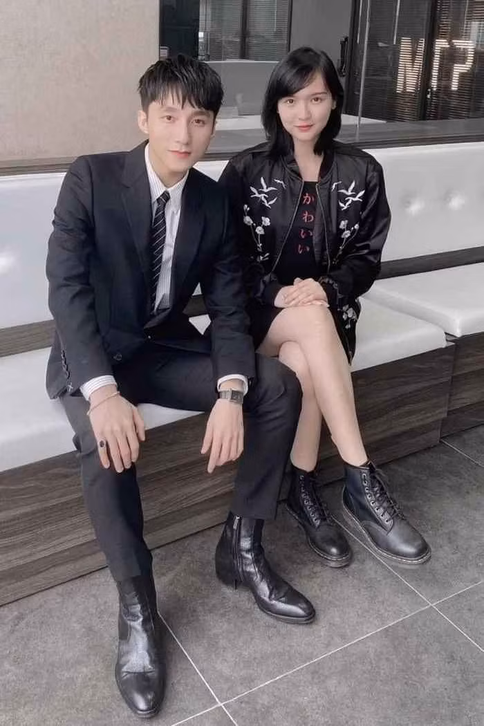 Những hình ảnh mới này của hot girl Hải Tú thu hút sự chú ý bởi từ sau drama "trà xanh", cô chưa có bất kì hoạt động nào trong showbiz, tuy nhiên cô vẫn gây được tiếng vang mỗi khi nhá hàng vài bức ảnh.