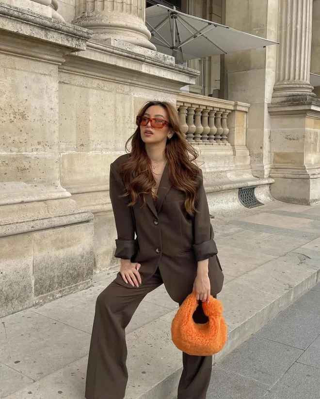 Với phong cách thời thượng và vẻ ngoài xinh đẹp, Instagram cá nhân của Ashleigh thu hút tới hơn 119.000 lượt theo dõi.