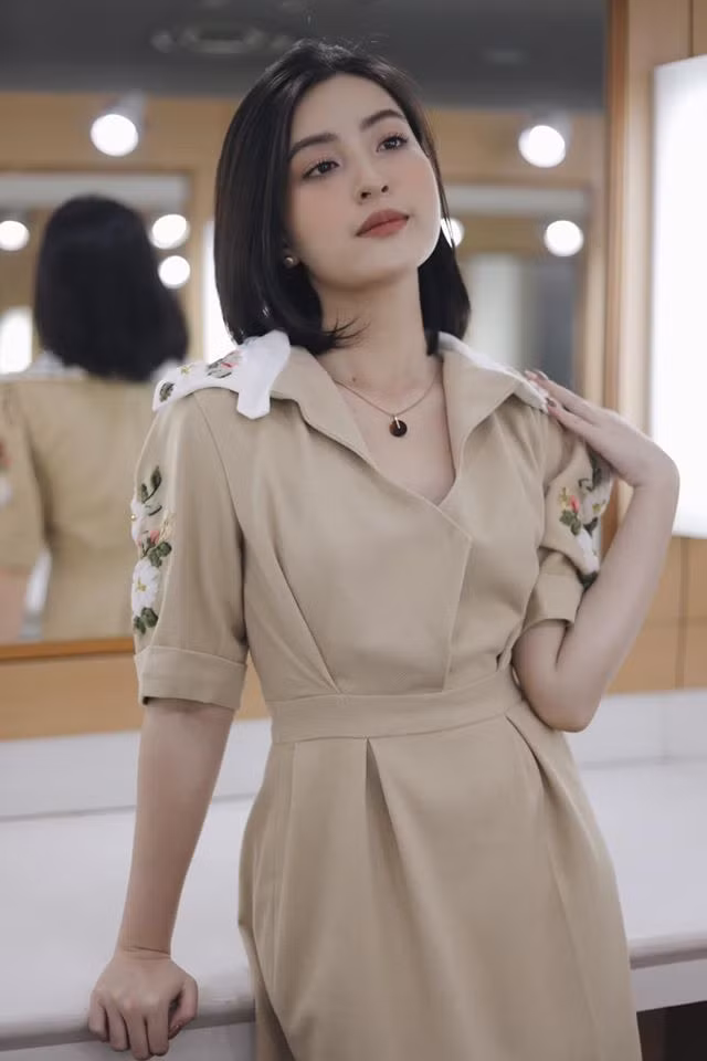 Không cậy vào danh xưng hot girl để hoạt động nghệ thuật, Thảo Tâm là một cô gái có nhiều thành tích đáng nể khác trong học tập, điểm thi THPT rất cao và nhận học bổng toàn phần của trường ĐH Fulbright – Mỹ.