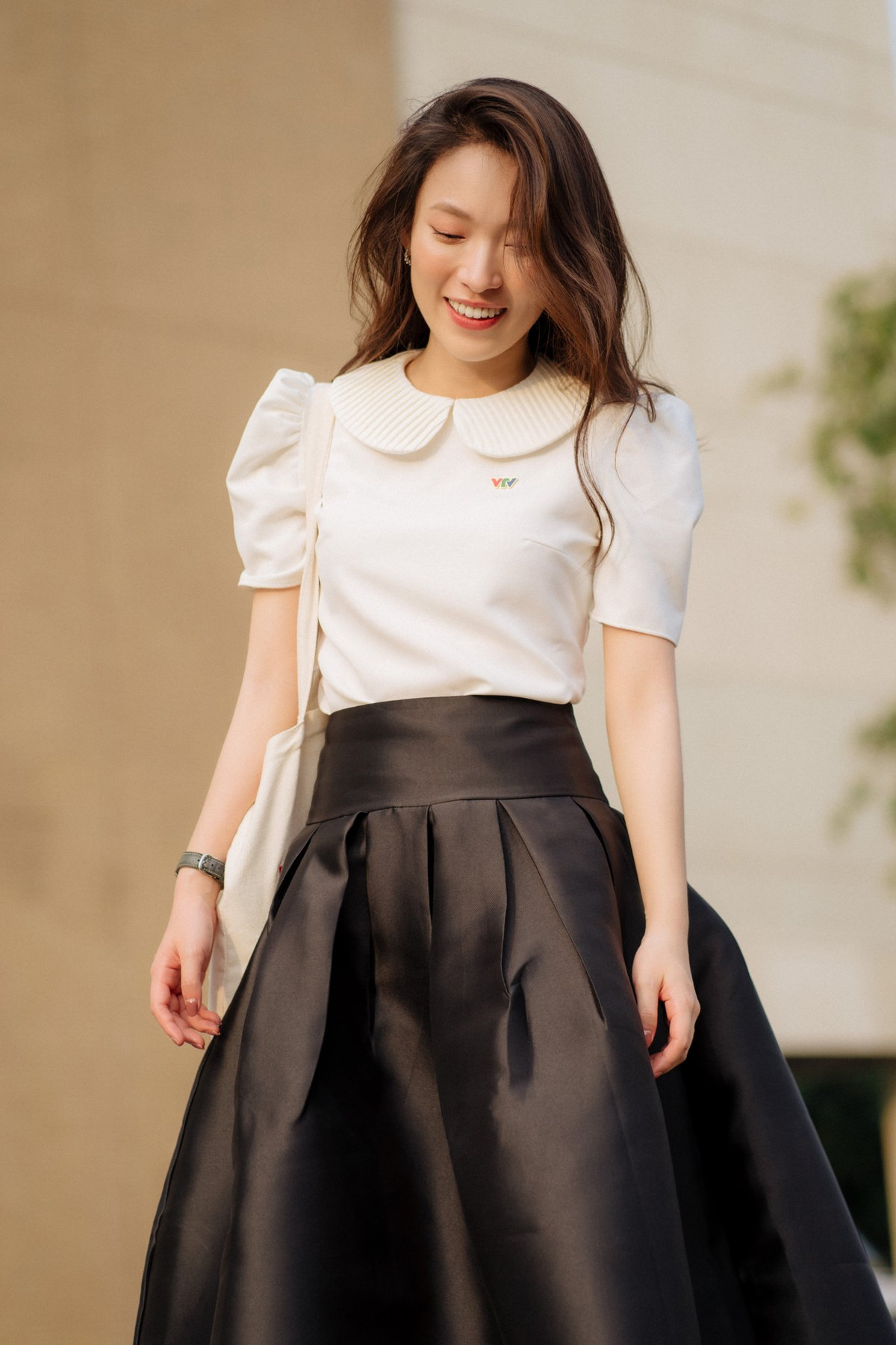 Trải qua hơn 1 năm trên cương vị MC của Đường Lên Đỉnh Olympia, Khánh Vy cho biết bản thân cô có nhiều thay đổi. Từ kỹ năng chuyên môn, góc nhìn để làm khán giả hài lòng và mang đến nhiều giá trị tốt đẹp hơn.