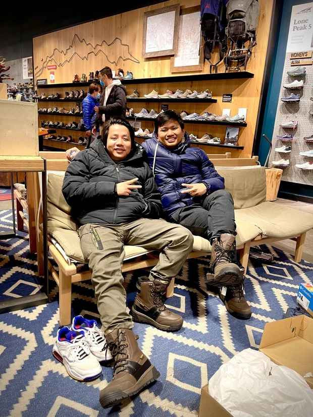 Từng có thời gian cả Vương Phạm và Khoa Pug liên tục xuất hiện trên các clip của nhau.