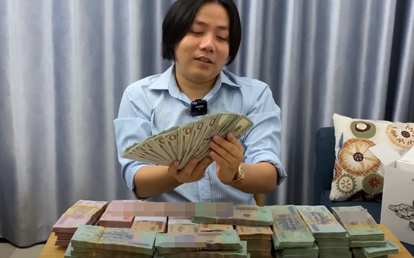 Khoa Pug gây tranh cãi với tiêu chuẩn chọn vợ cực ngất ngưởng Khoa Pug gay tranh cai voi tieu chuan chon vo cuc ngat nguong