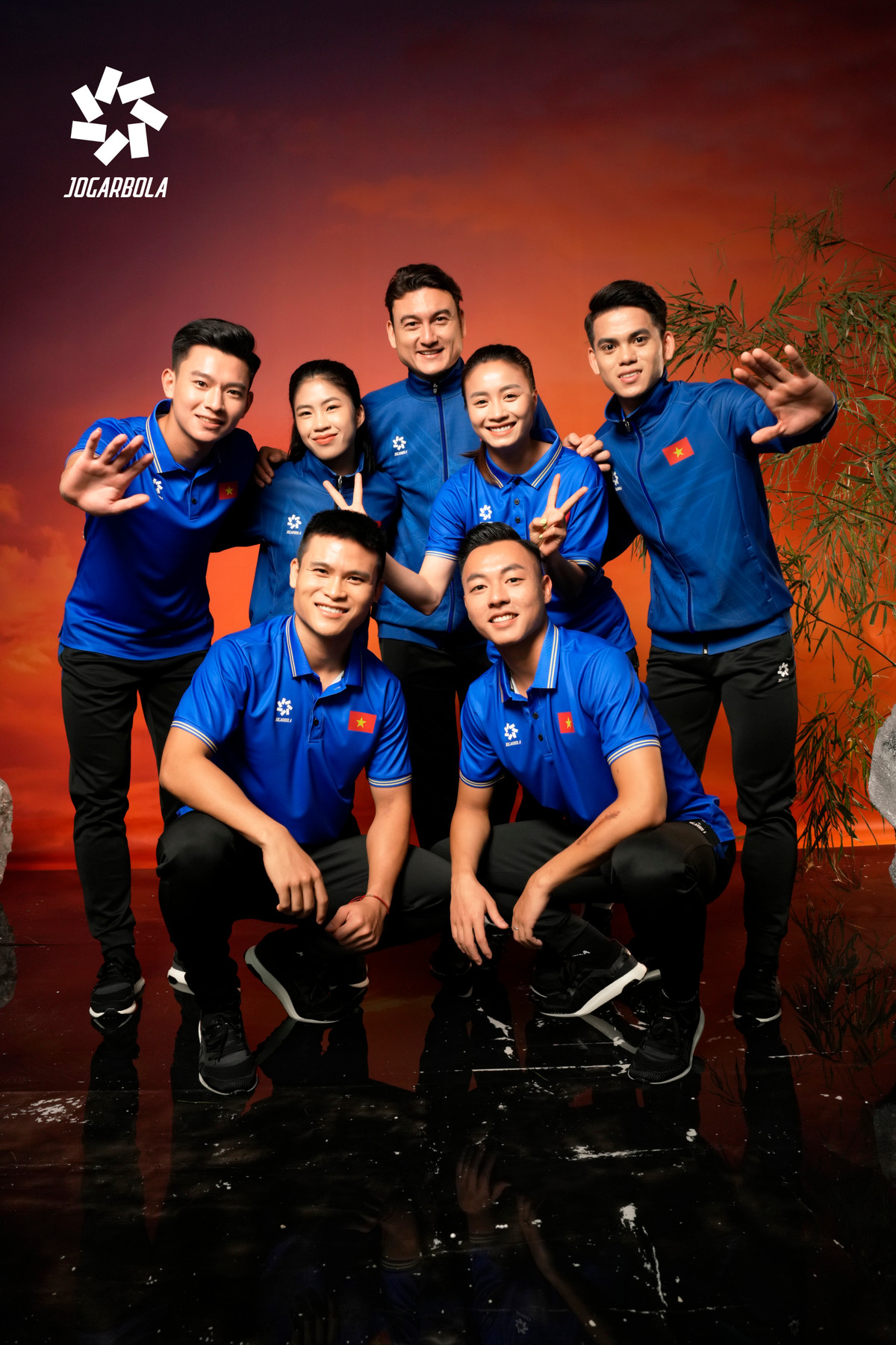 Doi tuyen Viet Nam chinh thuc khoac len minh mau ao moi-Hinh-6